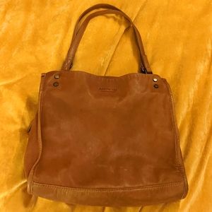 American Leather multi- compartment purse